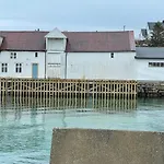 Apartamento 1. Etg I Dampskipsbrygga, Havn Lodingen