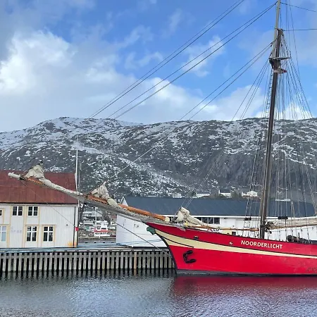 Apartmán 1. Etg I Dampskipsbrygga, Havn Lodingen
