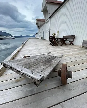 1. Etg I Dampskipsbrygga, Havn *