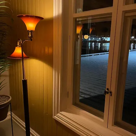Appartement 1. Etg I Dampskipsbrygga, Havn *
